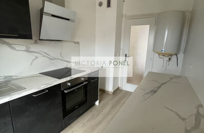 location appartement 900 € CC /mois à proximité de Toulon (83100)