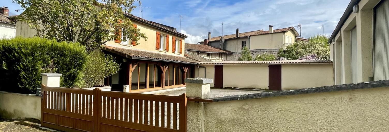 Maison 6 Pièces 139 m² à vendre à Confolens (16500)