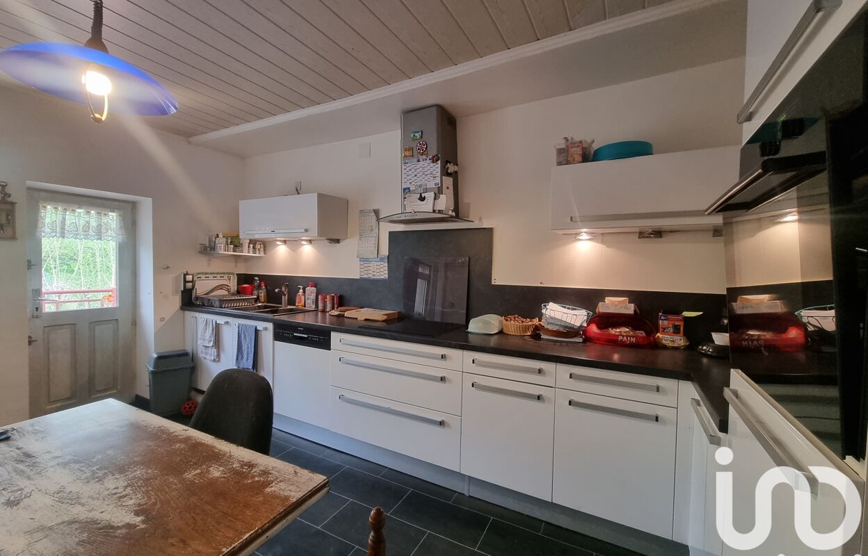 immeuble  pièces 206 m2 à vendre à Etzling (57460)