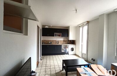 location appartement 656 € CC /mois à proximité de Yvrac (33370)