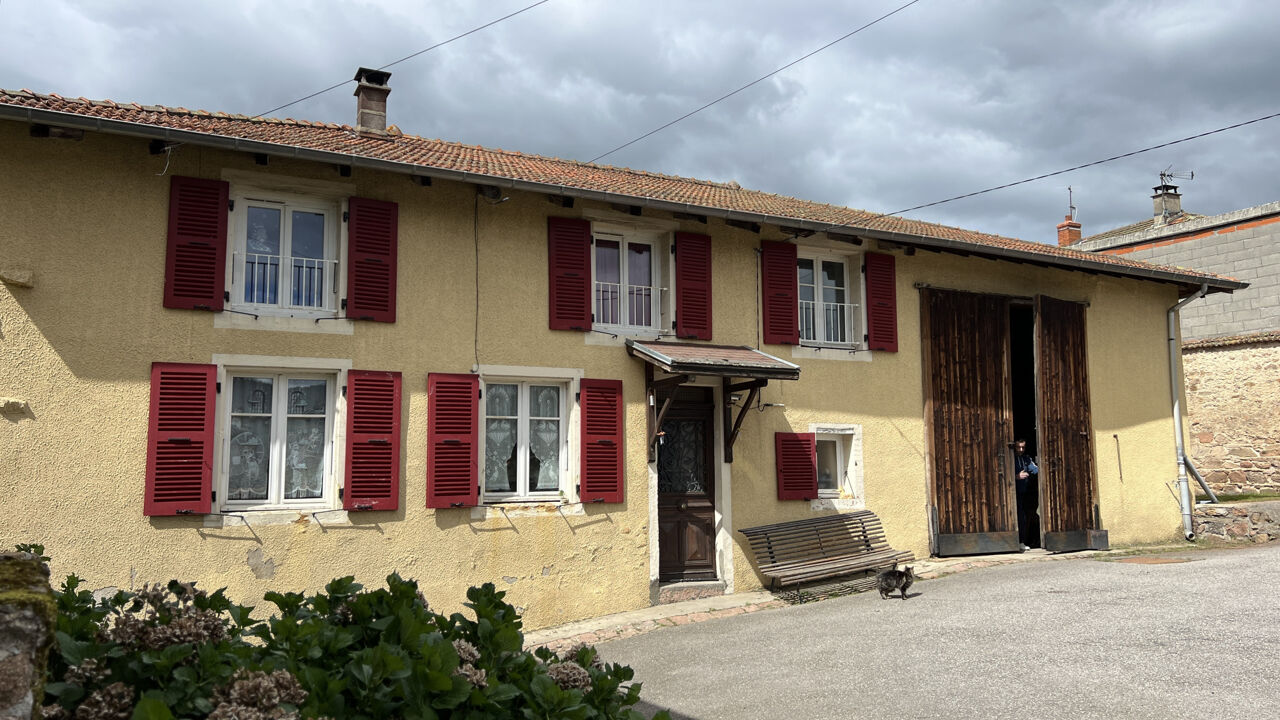 maison 6 pièces 134 m2 à vendre à Bourg-de-Thizy (69240)