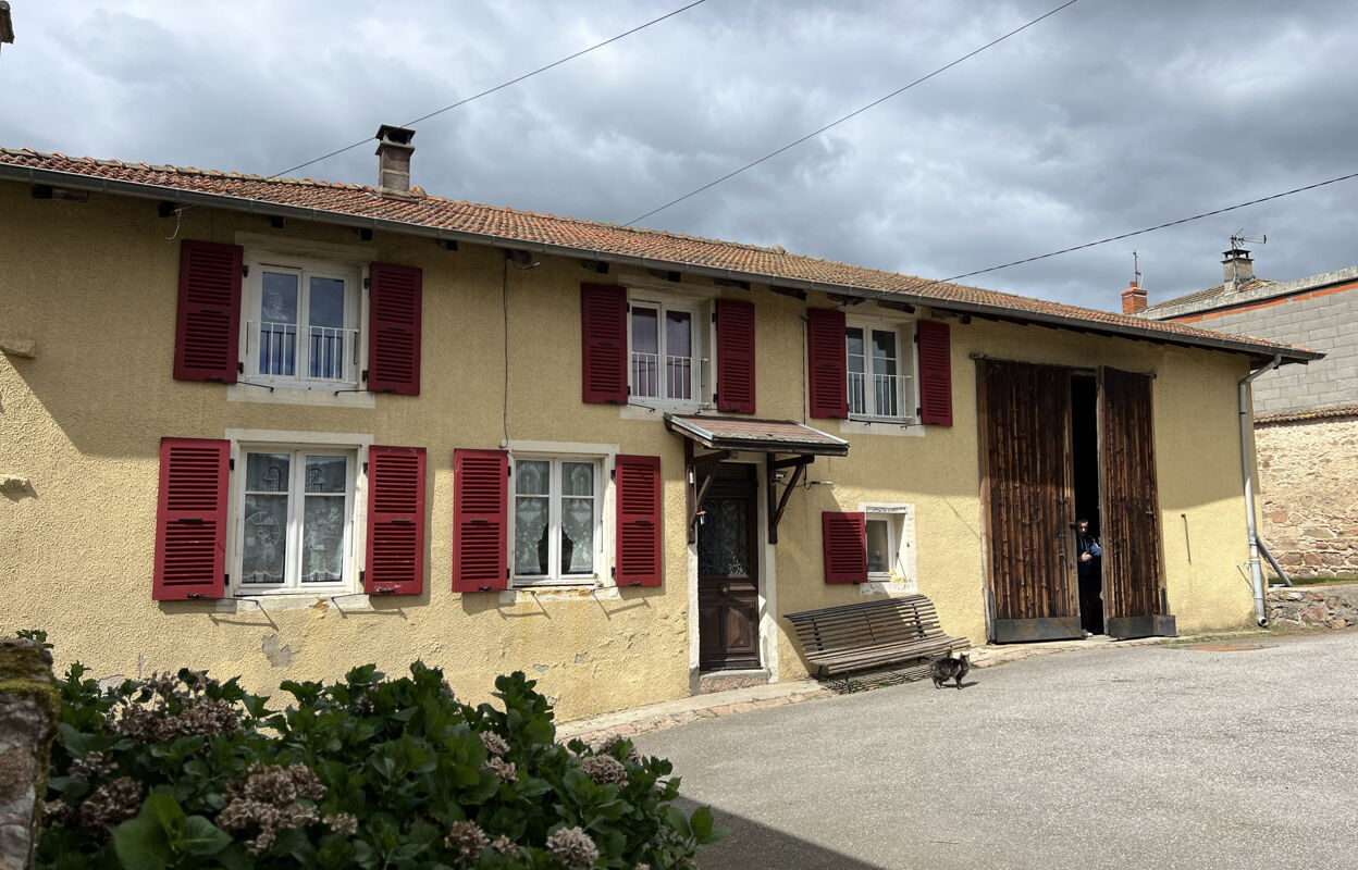 maison 6 pièces 134 m2 à vendre à Bourg-de-Thizy (69240)