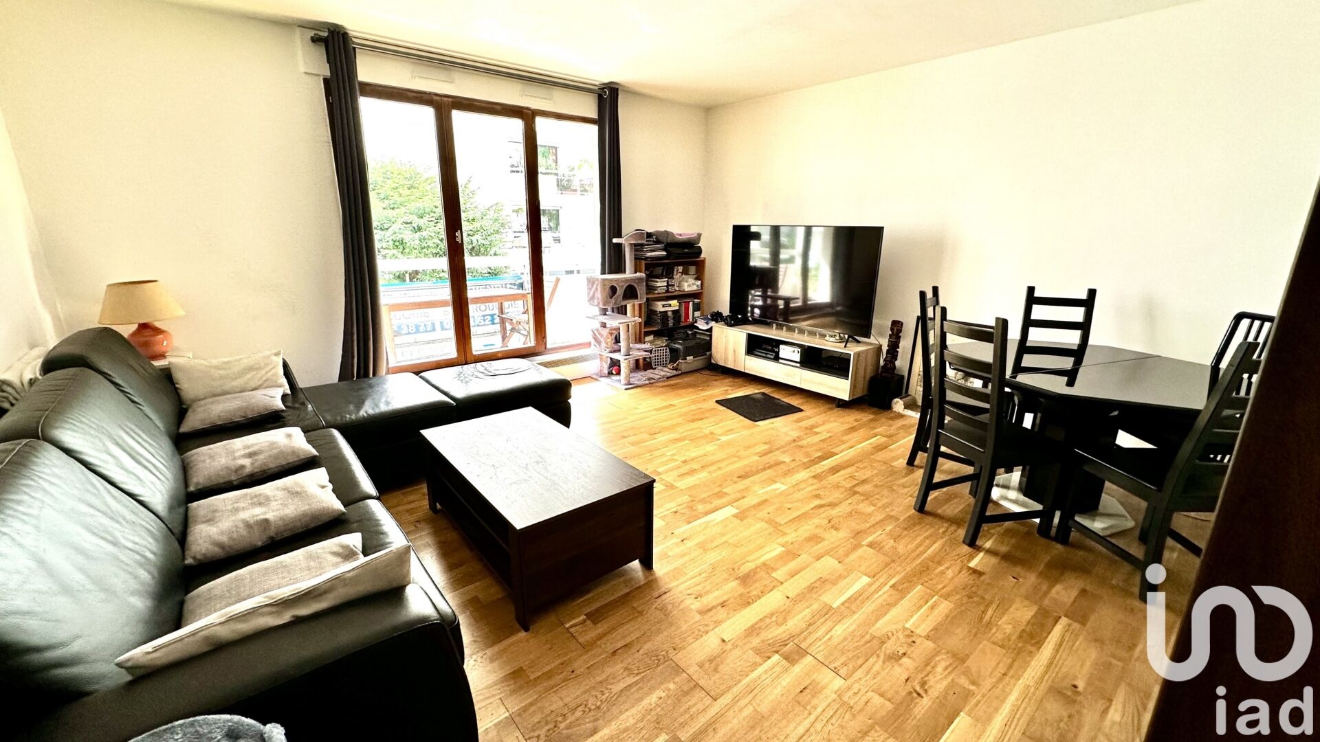 Appartement 3 pièce(s) 65 m²à vendre Courbevoie