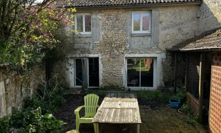 Maison 7 Pièces 198 m² à vendre à Châteauneuf-sur-Charente (16120)