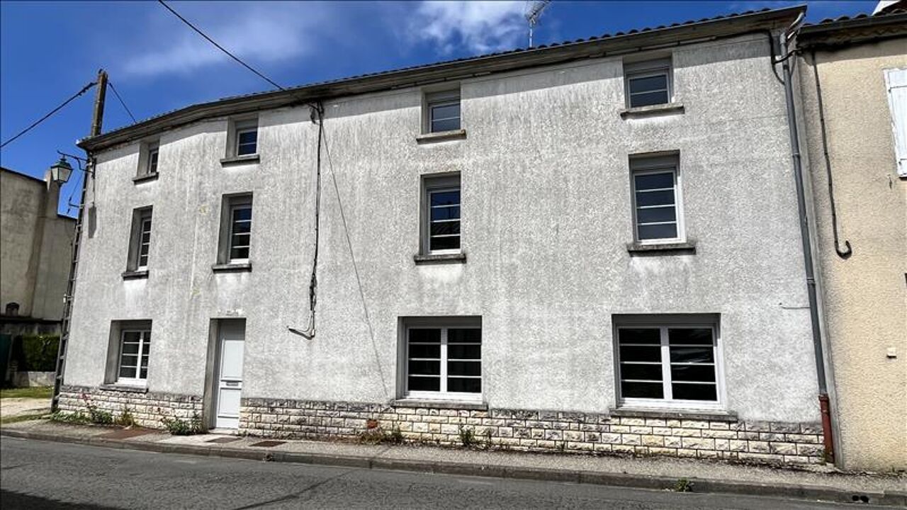 maison 10 pièces 215 m2 à vendre à Baignes-Sainte-Radegonde (16360)