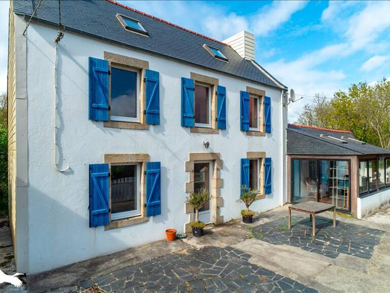 Maison en pierre de 5 pièces principales — photo 1