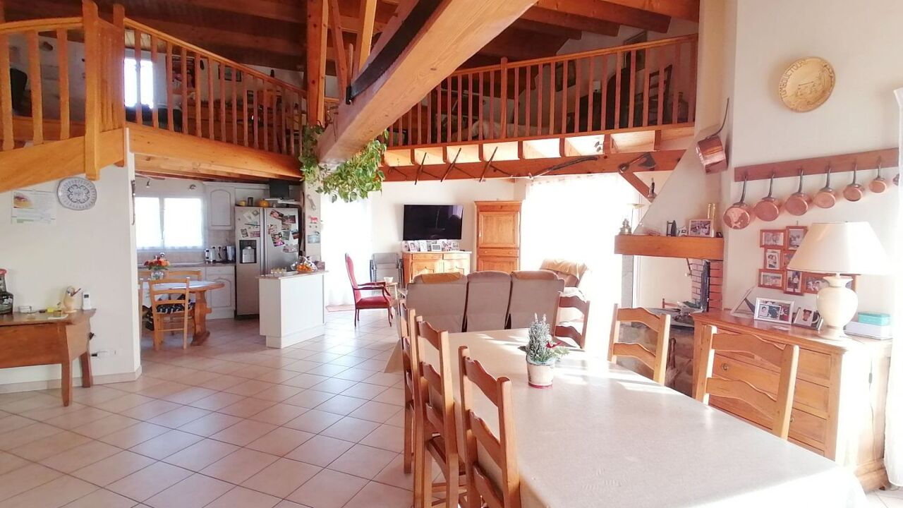 maison 4 pièces 151 m2 à vendre à Le Perrier (85300)