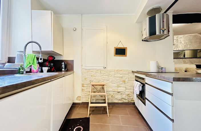 Charmante maison sur 2 niveaux avec terrasse en dernier étag — photo 4