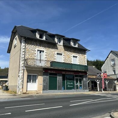 Immeuble  369200 €