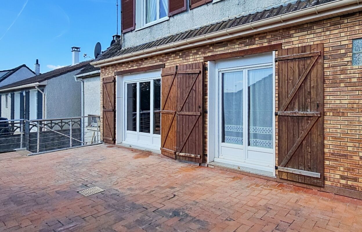 maison 4 pièces 81 m2 à vendre à Brie-Comte-Robert (77170)