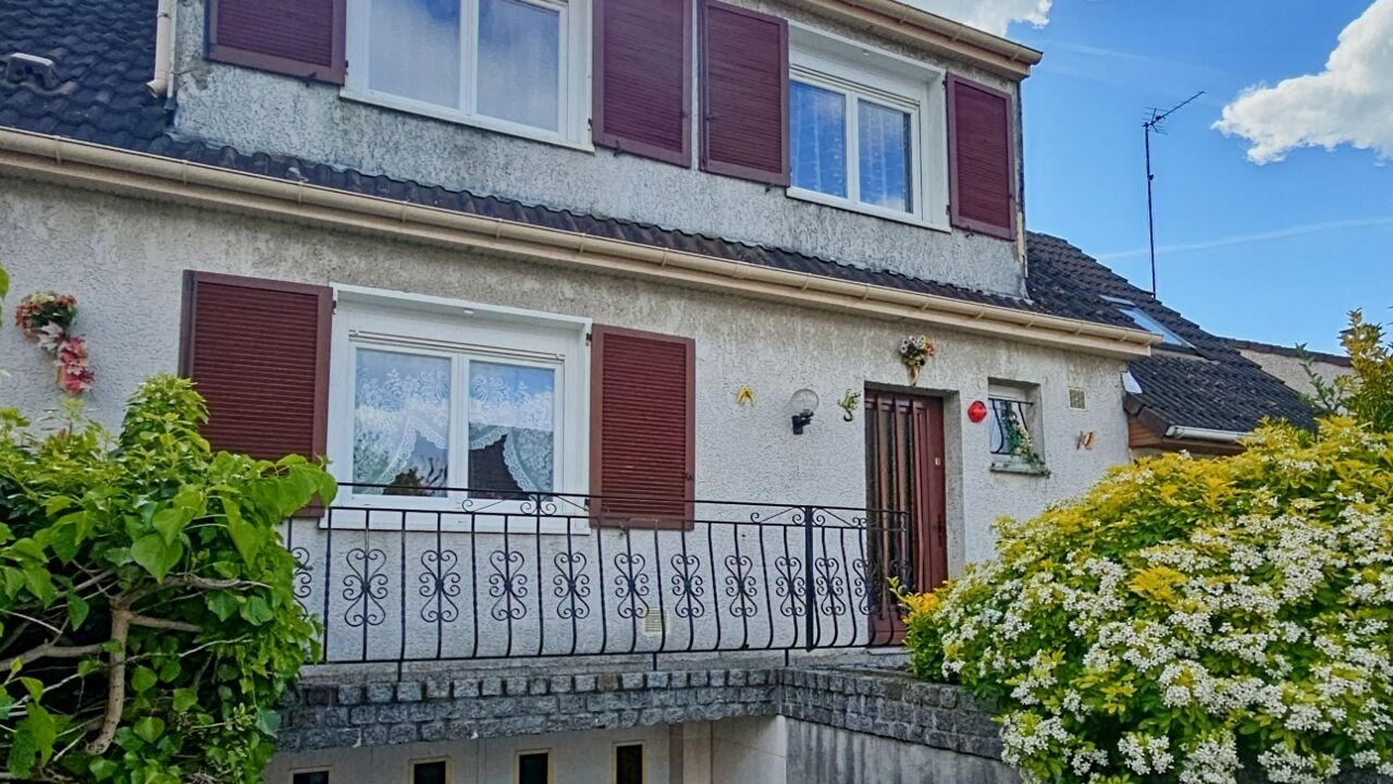 maison 4 pièces 81 m2 à vendre à Brie-Comte-Robert (77170)