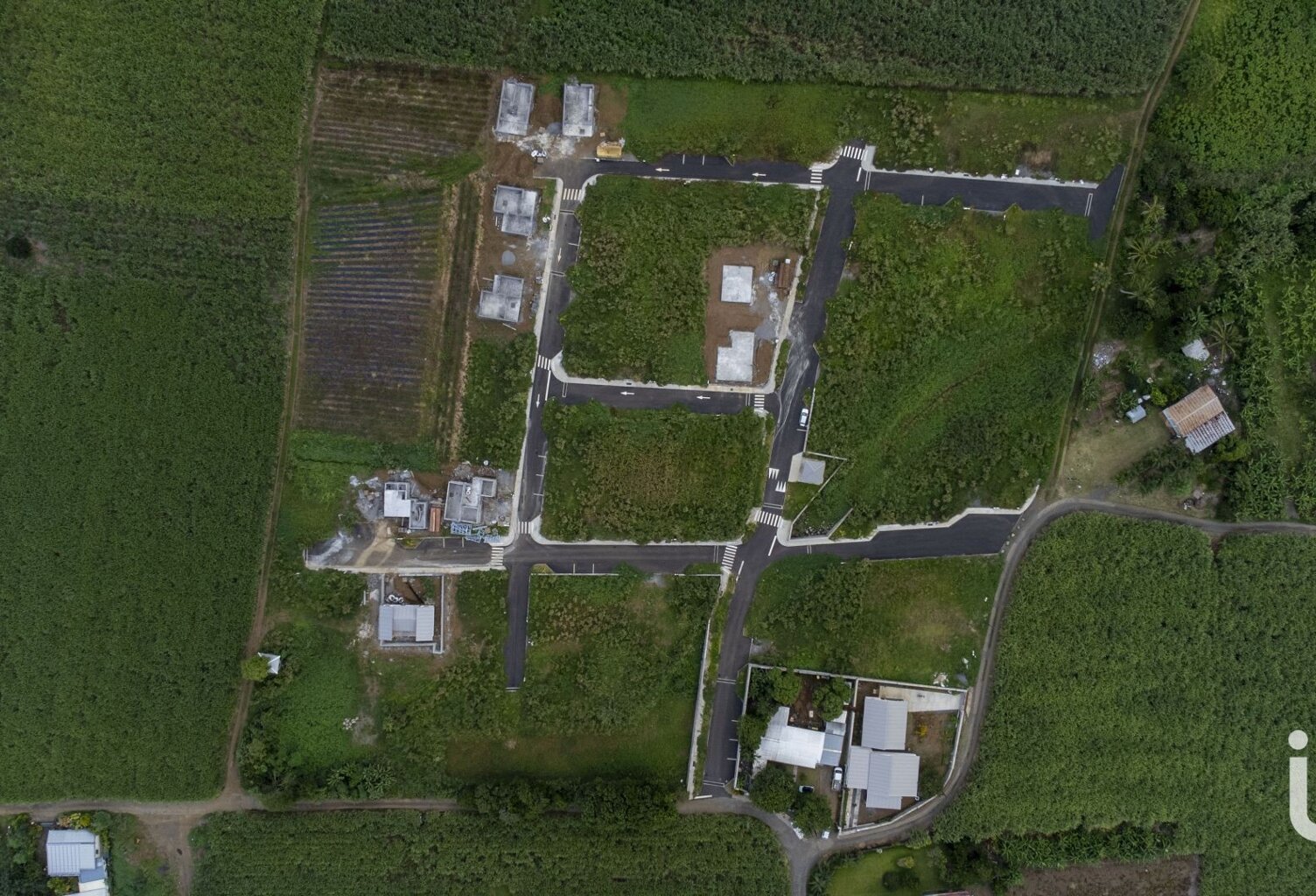 Vente Terrain 425 m&sup2; — photo 1