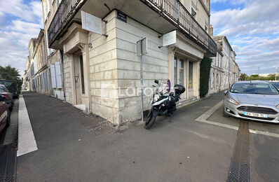 bureau  pièces 15 m2 à louer à Rochefort (17300)