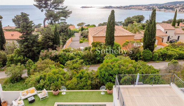 Villa / Maison 7 pièces  à vendre Sanary-sur-Mer 83110