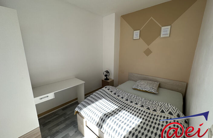 Appartement meublée T4 de 80 m² + local et cave — photo 5