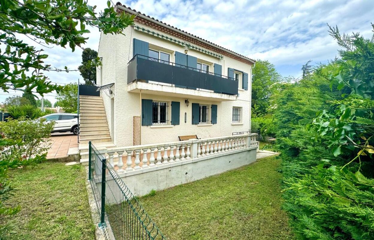 maison 6 pièces 146 m2 à vendre à Salon-de-Provence (13300)