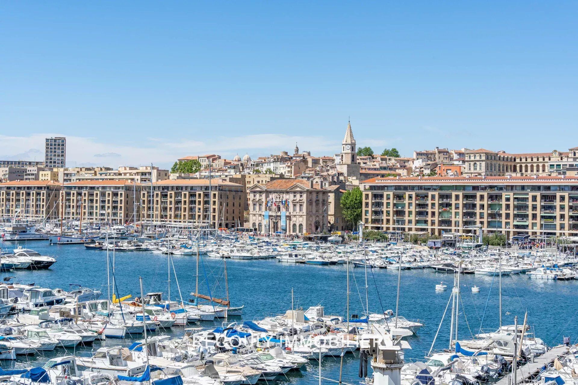 Bureau 6 pièces  à vendre Marseille 1er 13001