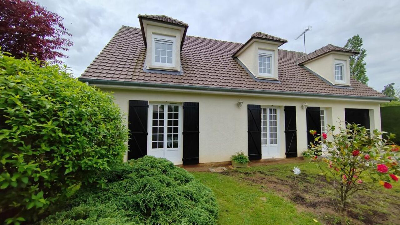 maison 7 pièces 145 m2 à vendre à Chaumont-en-Vexin (60240)
