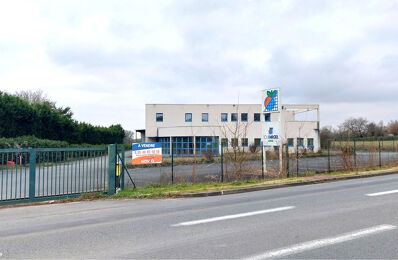 vente local industriel 1 566 000 € à proximité de Dissay (86130)