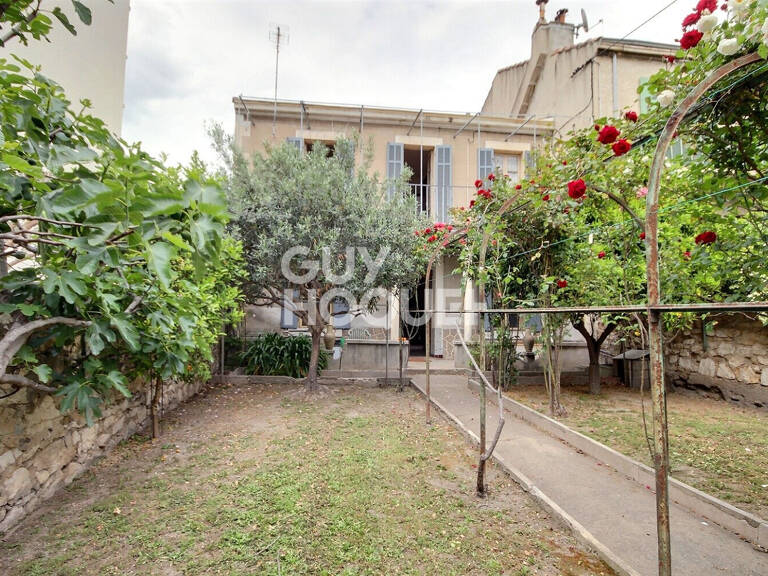 Maison Marseille 6 pièce(s) 150.99 m2 secteur Bon Secours 13014. — photo 1