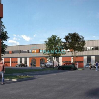 Local industriel  3900 €