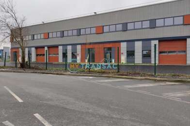 Local industriel  3725 €