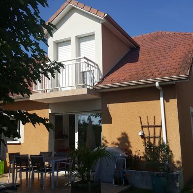 Maison 5 pièces 270000 €