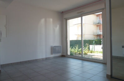 location appartement 284 € CC /mois à proximité de Salles-la-Source (12330)