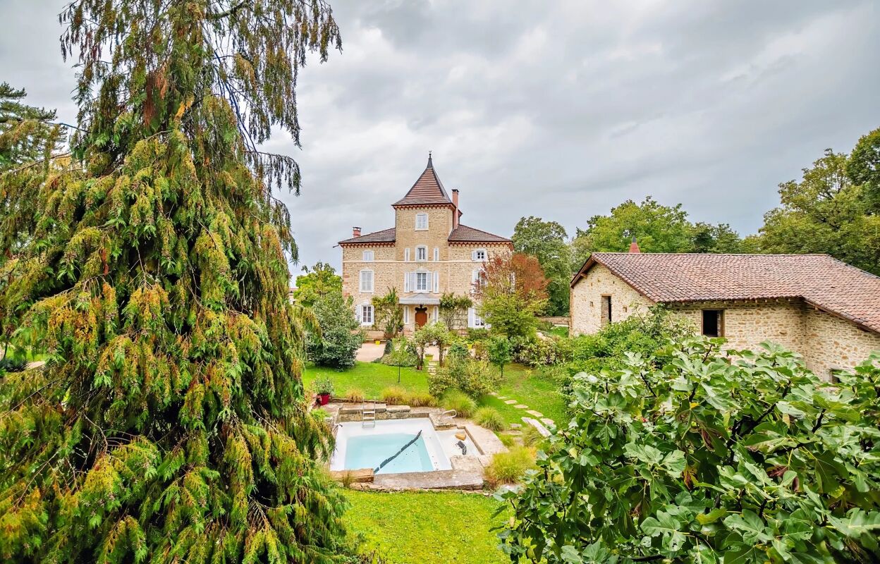 maison 18 pièces 780 m2 à vendre à Bourg-en-Bresse (01000)