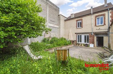vente immeuble 197 900 € à proximité de Villeneuve-Renneville-Chevigny (51130)