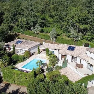 Maison 14 pièces 715000 €