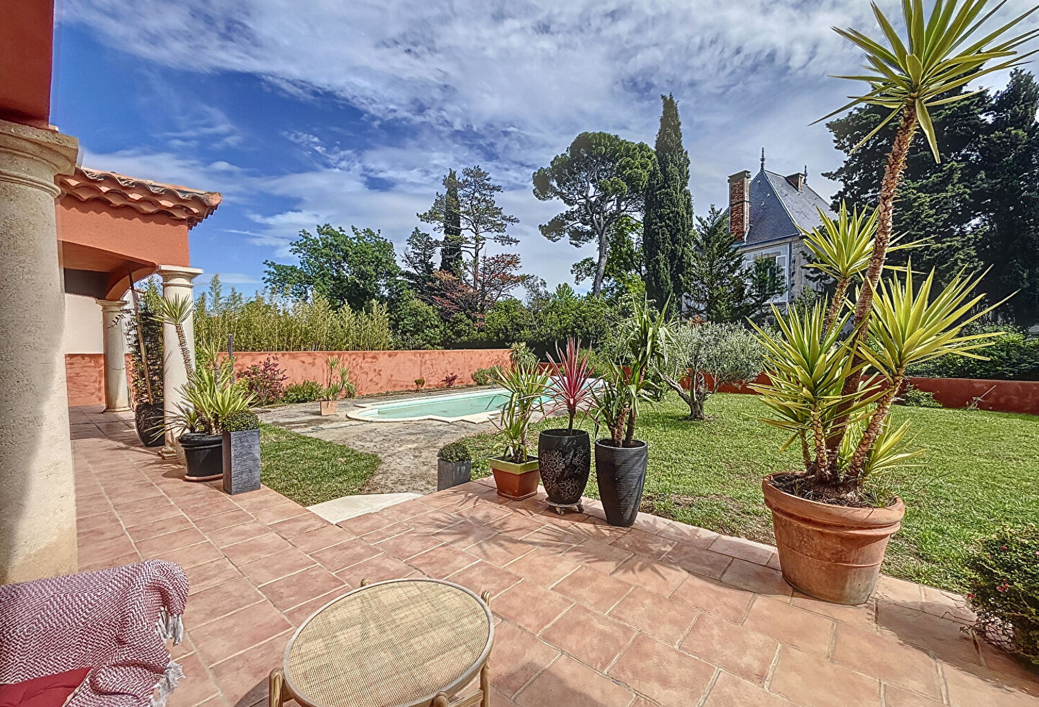 Maison Sorgues 136 m² — photo 1