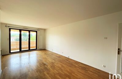 location appartement 2 250 € CC /mois à proximité de La Garenne-Colombes (92250)