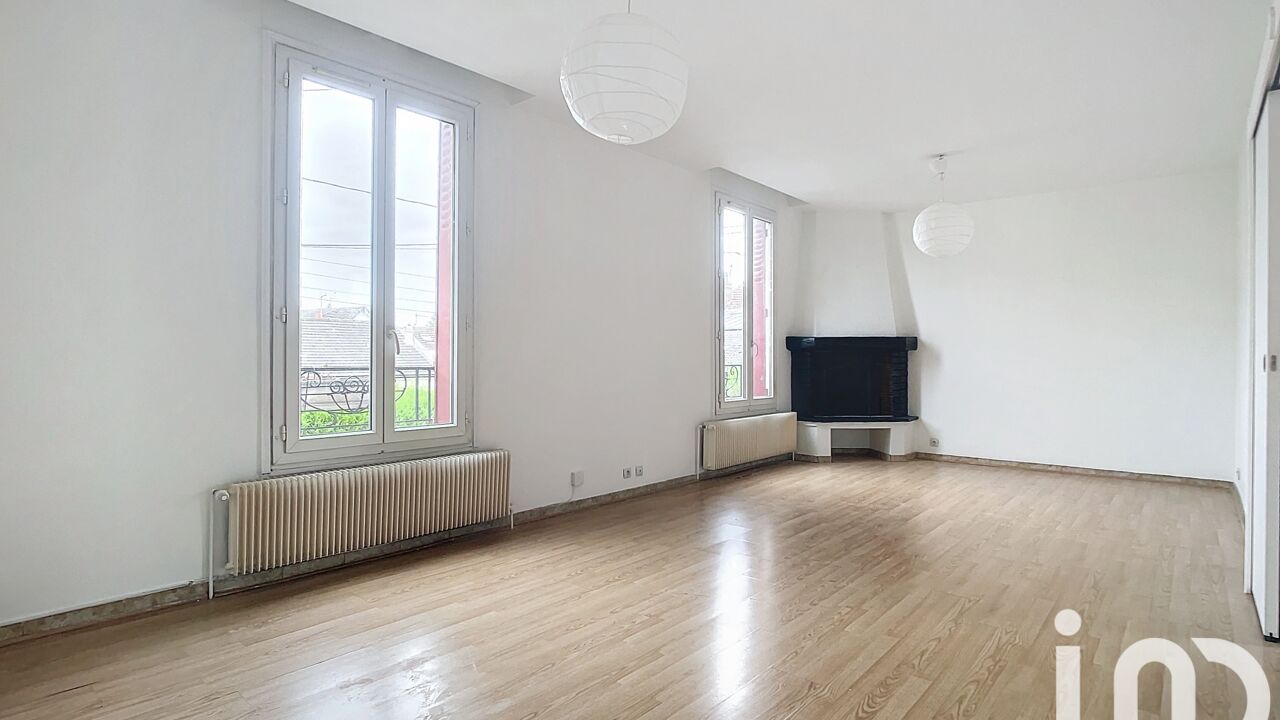 appartement 2 pièces 52 m2 à vendre à Gagny (93220)