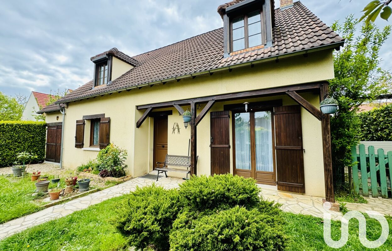maison 6 pièces 123 m2 à vendre à Savigny-le-Temple (77176)