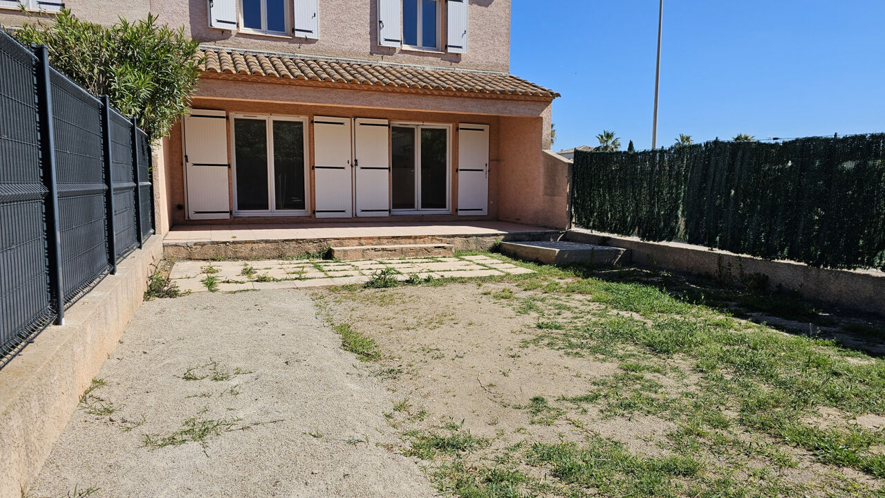 maison 4 pièces 78 m2 à vendre à Aigues-Mortes (30220)