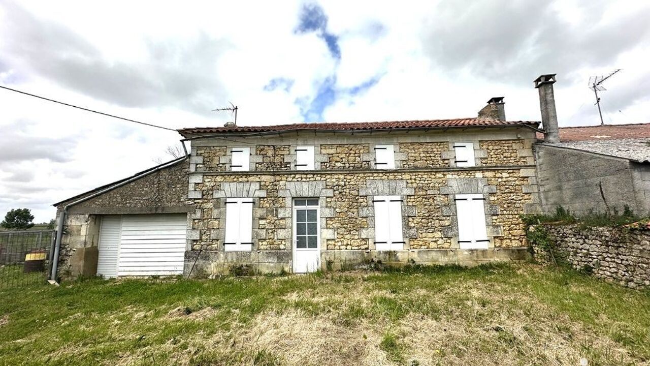 maison 4 pièces 105 m2 à vendre à Saint-Bonnet-sur-Gironde (17150)