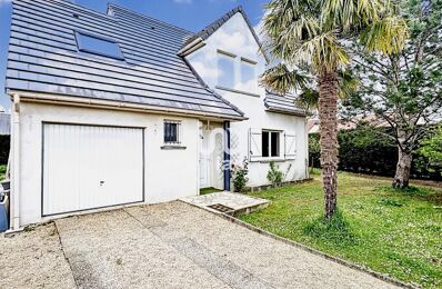 vente maison 231 000 € à proximité de Saint-Caprais (18400)
