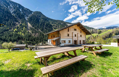 vente immeuble 2 100 000 € à proximité de Haute-Savoie (74)