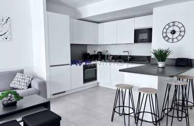 vente appartement 360 000 € à proximité de Toulon (83200)