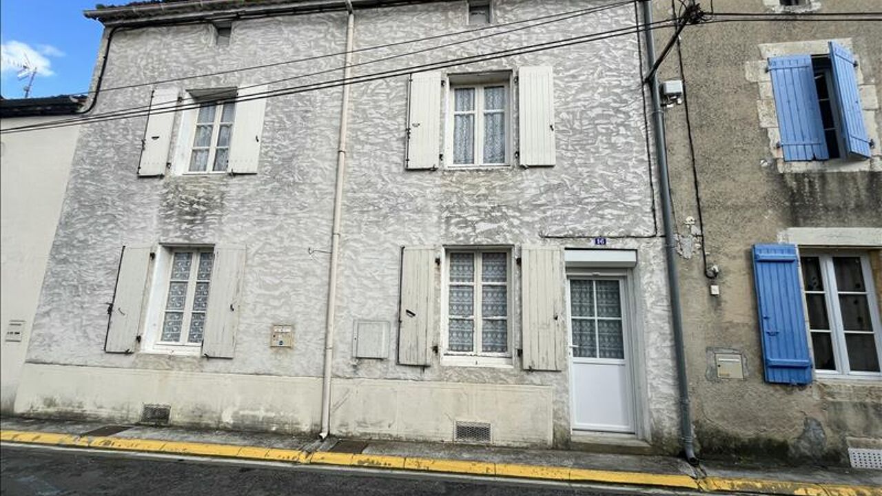 maison 4 pièces 117 m2 à vendre à Maine-de-Boixe (16230)