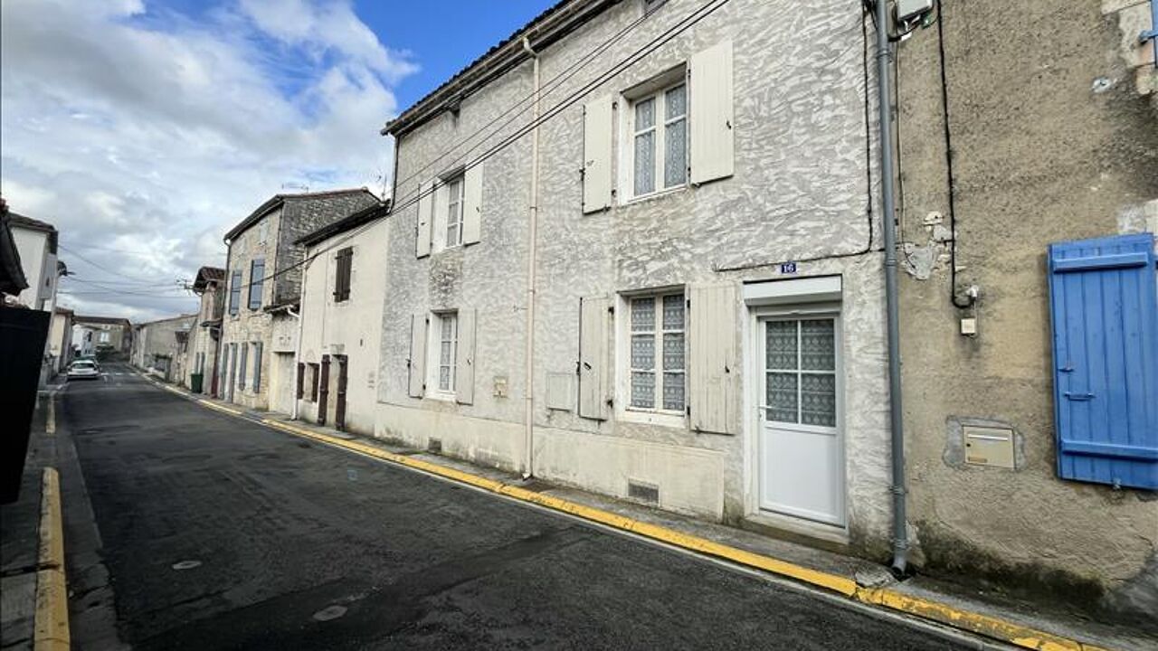 maison 4 pièces 117 m2 à vendre à Maine-de-Boixe (16230)