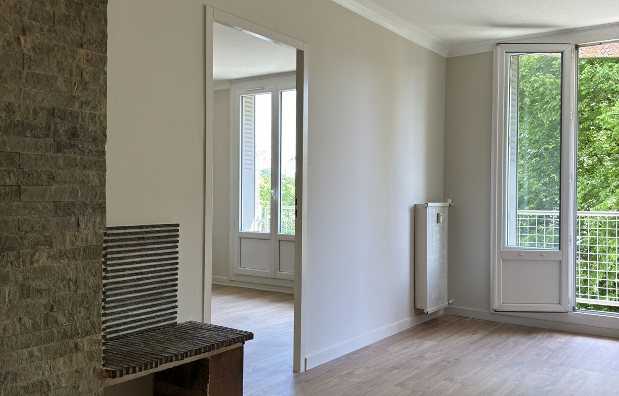 appartement 3 pièces 53 m2 à louer à Décines-Charpieu (69150)