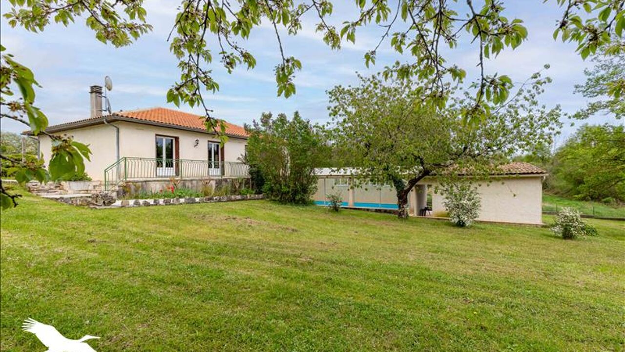 maison 5 pièces 110 m2 à vendre à Saint-Michel (16470)