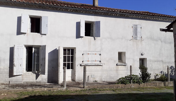 Villa / Maison 4 pièces  à vendre Saint-Jean-d'Angély 17400