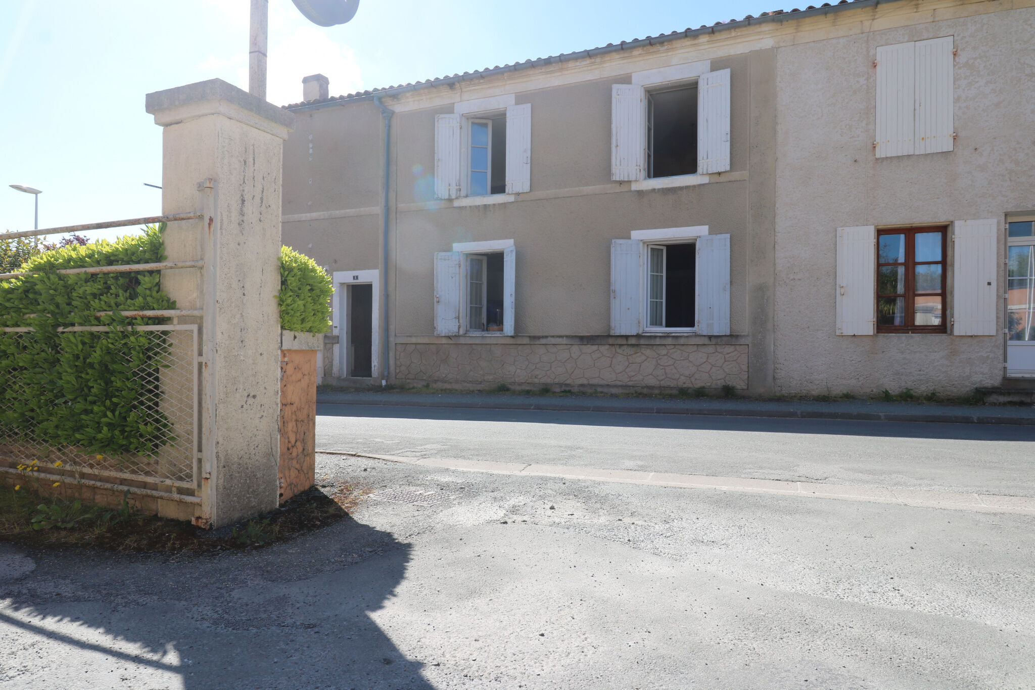 Villa / Maison 4 pièces  à vendre Saint-Jean-d'Angély 17400