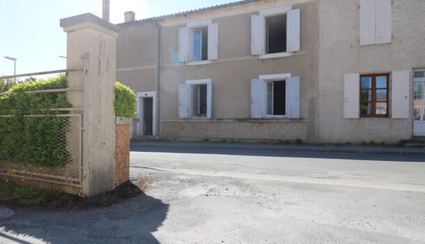 Villa / Maison 4 pièces  à vendre Saint-Jean-d'Angély 17400