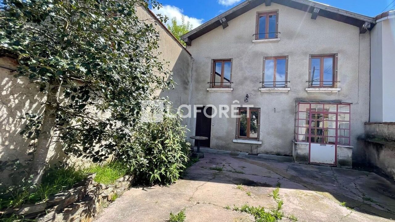 maison 5 pièces 94 m2 à vendre à Chazelles-sur-Lyon (42140)