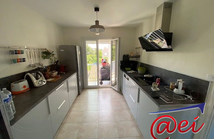 T5 de 95 m² avec Garage et cave — photo 4