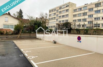 vente garage 9 900 € à proximité de Montigny-le-Bretonneux (78180)